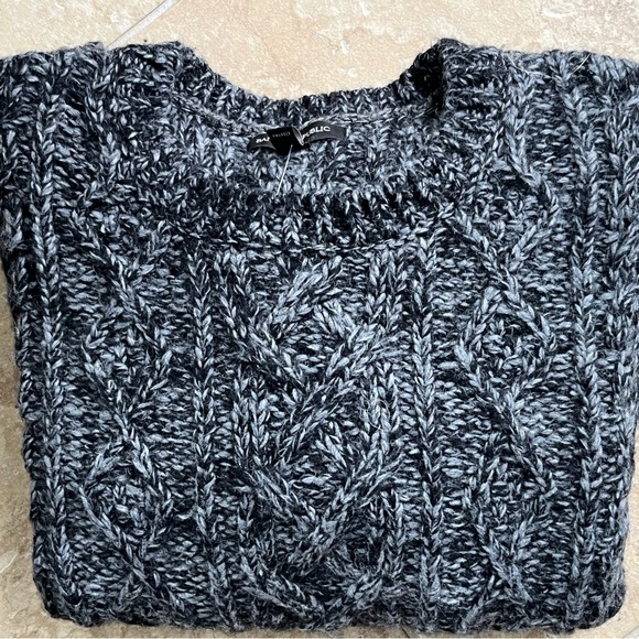 NWT Banana Republic Wool Sweater - Picture 5 of 5